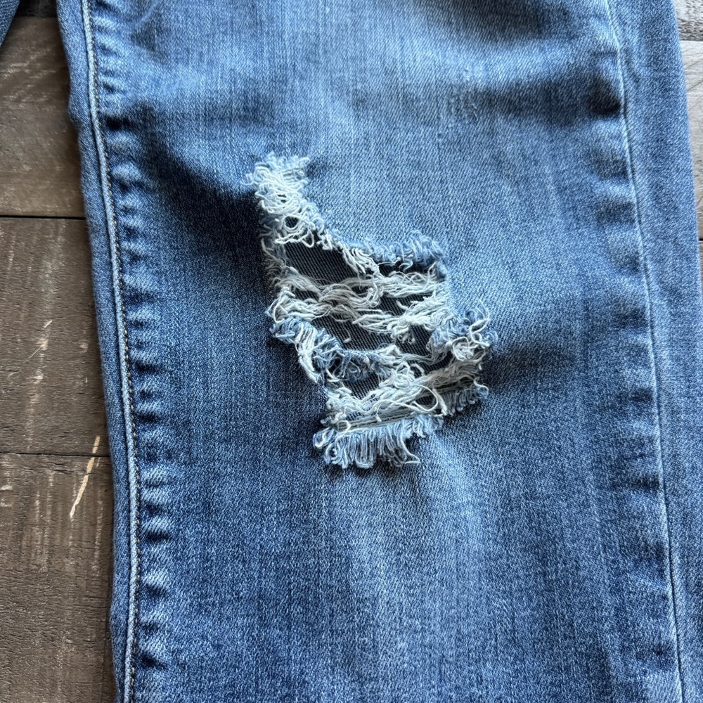 Judy Blue Walk This City Slim Fit Jeans Women's 9/29 Blue Distressed JB82204DK - Picture 4 of 12